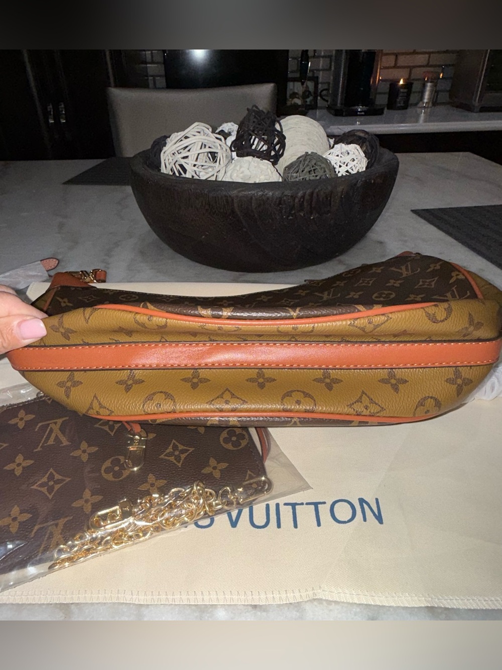 LV Loop Hobo - Picture 3 of 5